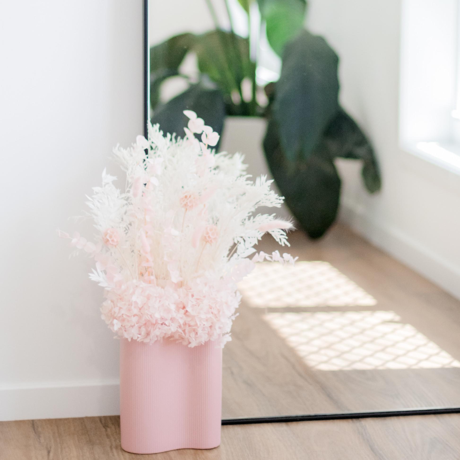 Large Dried Flower Pink Hervey Bay