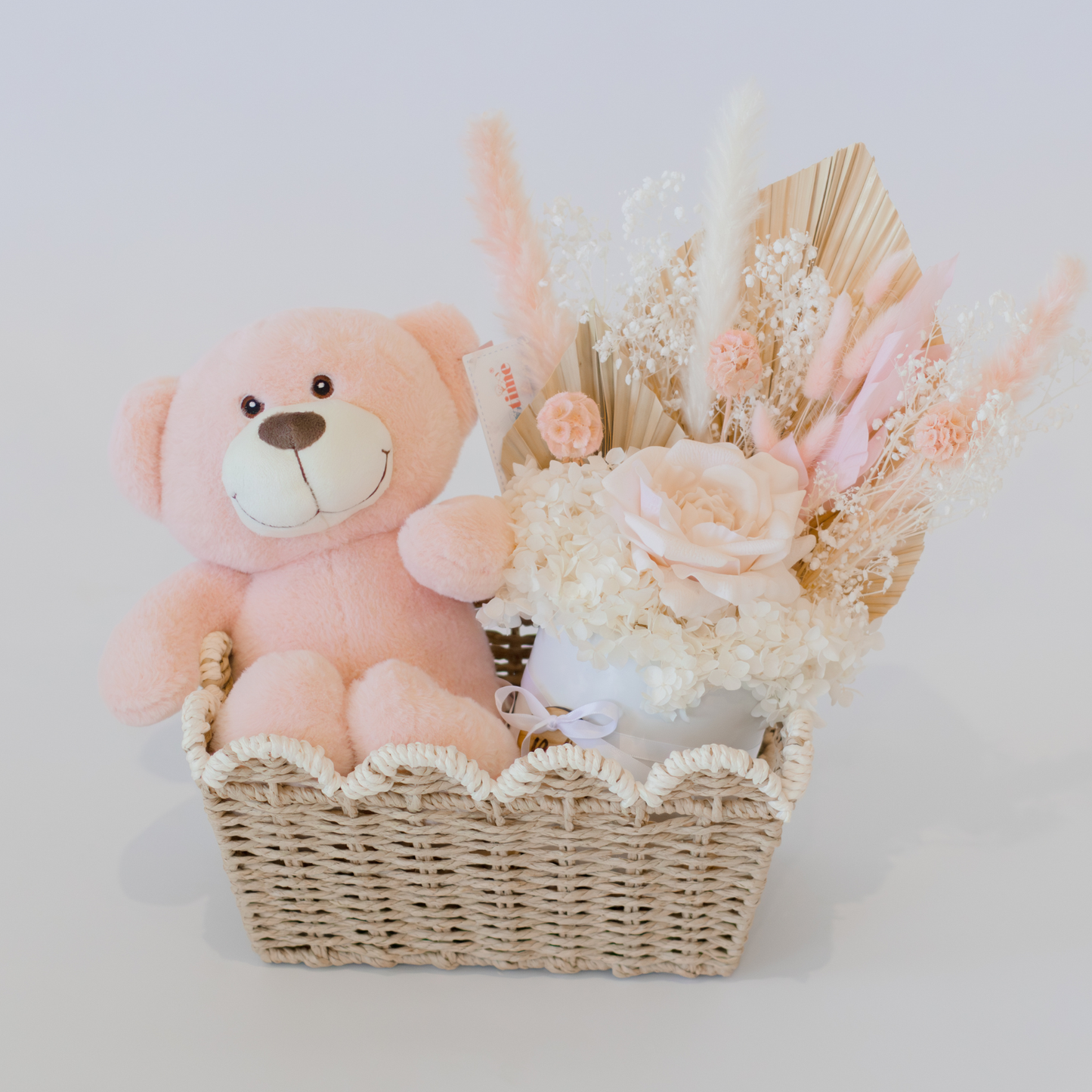 Newborn Medium Snuggle Bundle Gift Pack