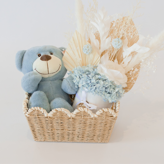 Newborn Medium Snuggle Bundle Gift Pack
