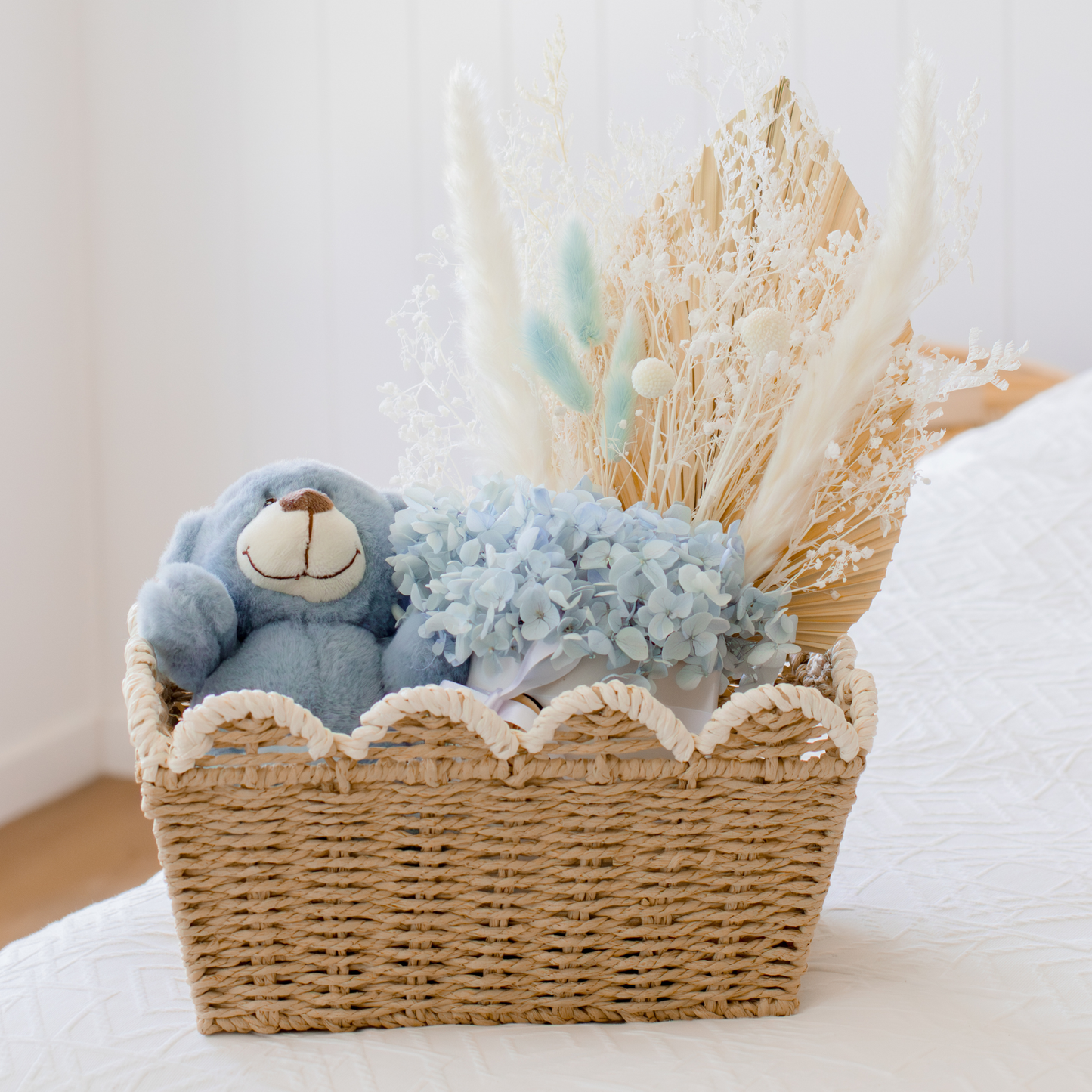 Newborn Small Snuggle Bundle Gift Pack